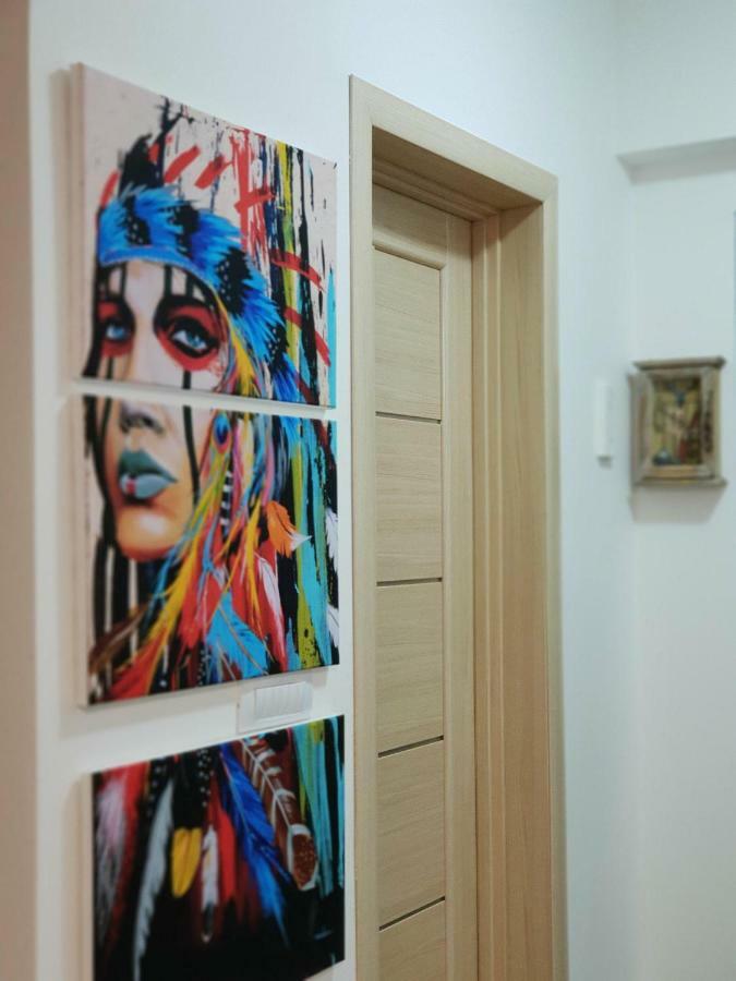 Unique Hotel Apartments ยาช ภายนอก รูปภาพ