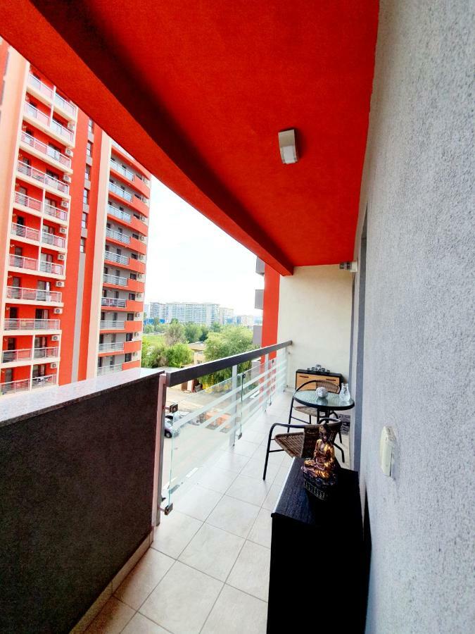 Unique Hotel Apartments ยาช ภายนอก รูปภาพ